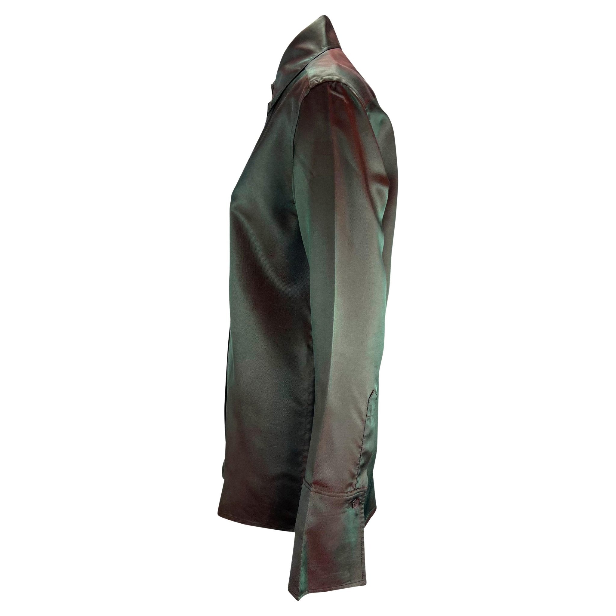 S/S 1998 Gucci by Tom Ford Runway Grey Red Iridescent Button Up Top - RealList