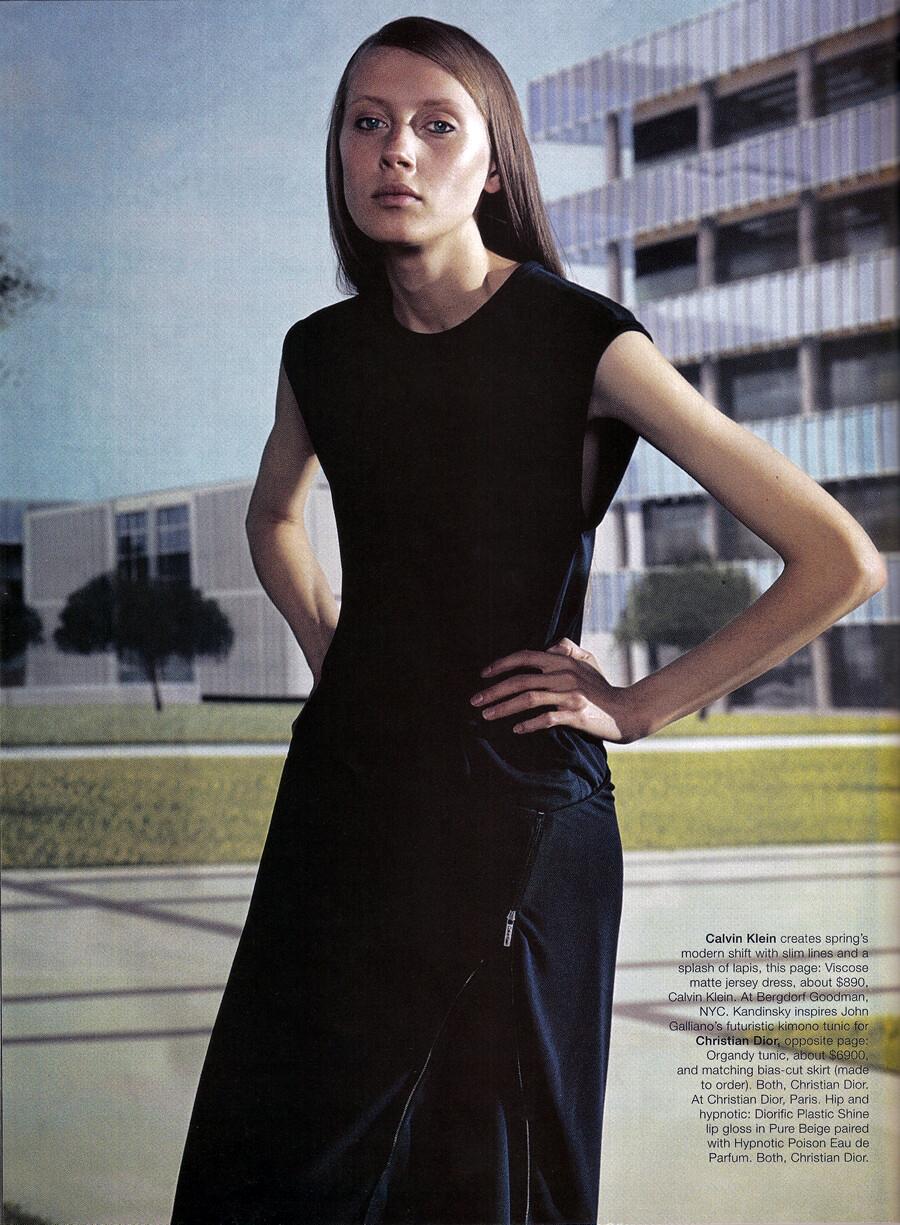 S/S 1999 Calvin Klein Runway Asymmetric Zip Bodycon Sleeveless Black Gown - RealList