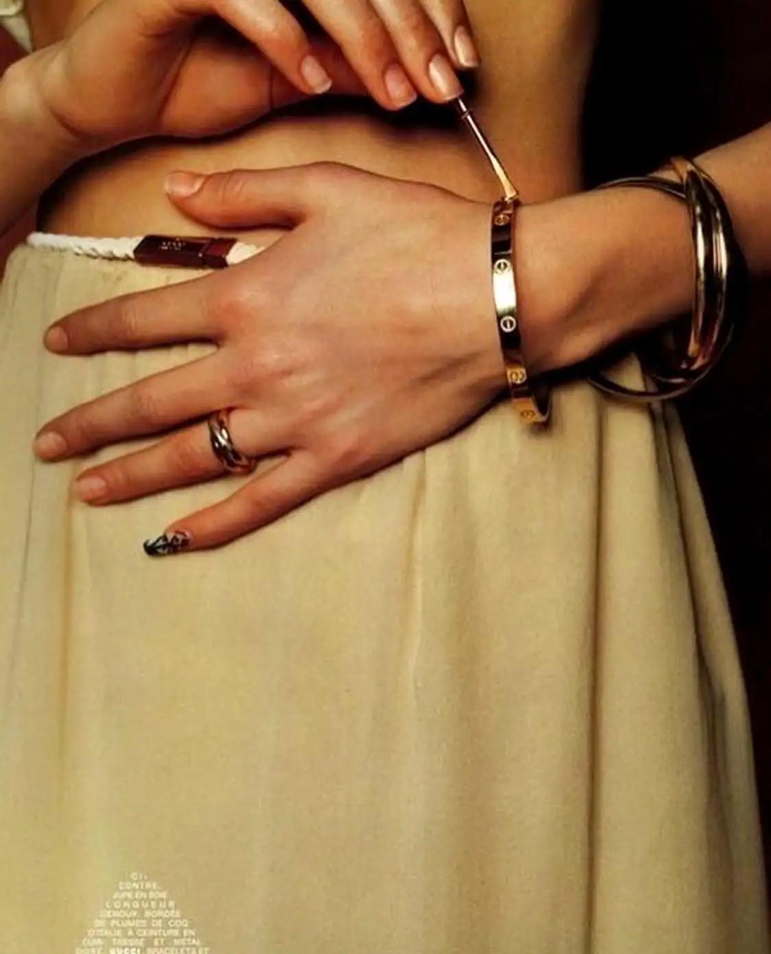 S/S 1999 Gucci by Tom Ford Runway Ad Black Chiffon Feather Skirt - RealList