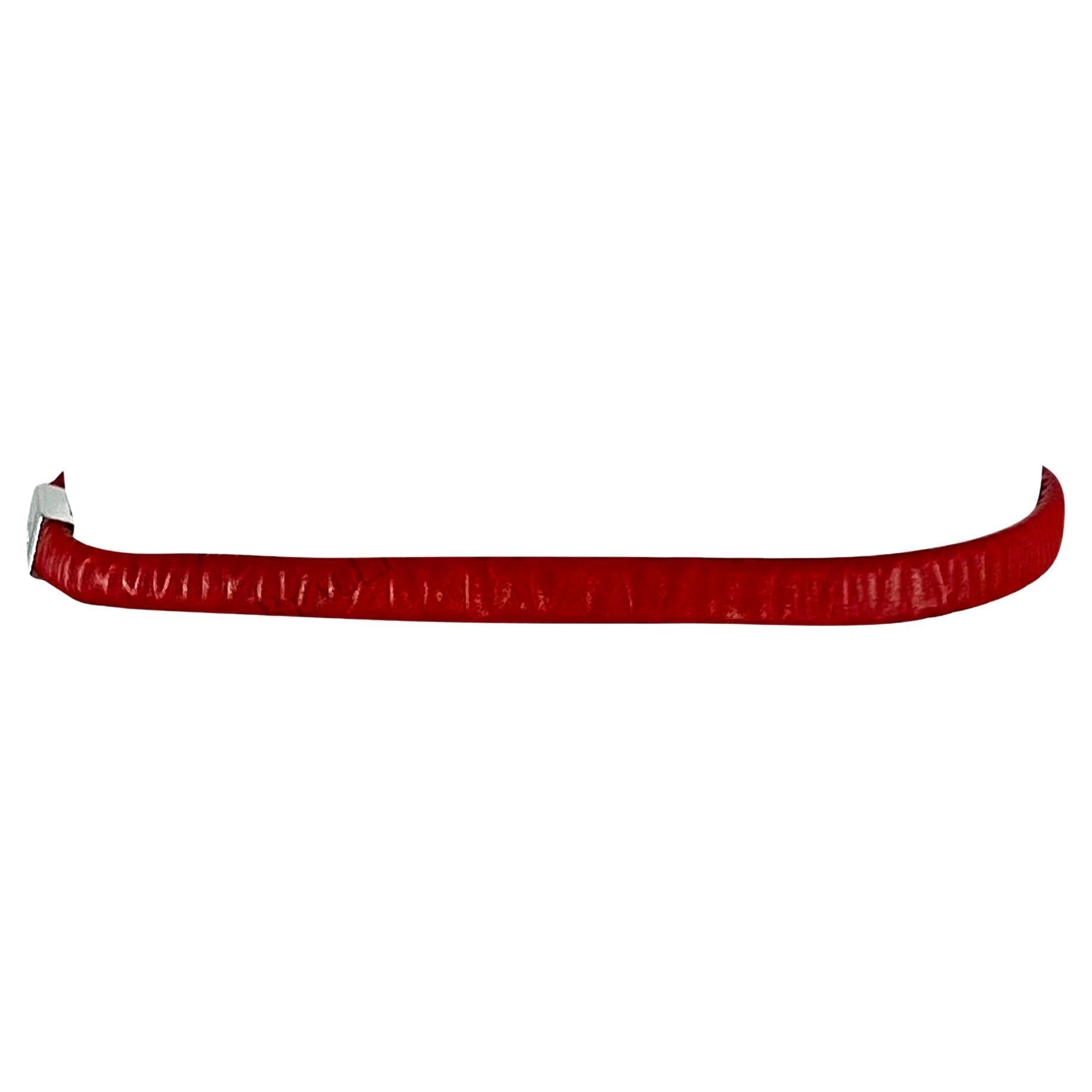 S/S 1999 Gucci by Tom Ford Runway Elasticized Red Leather Logo Thin Belt - RealList