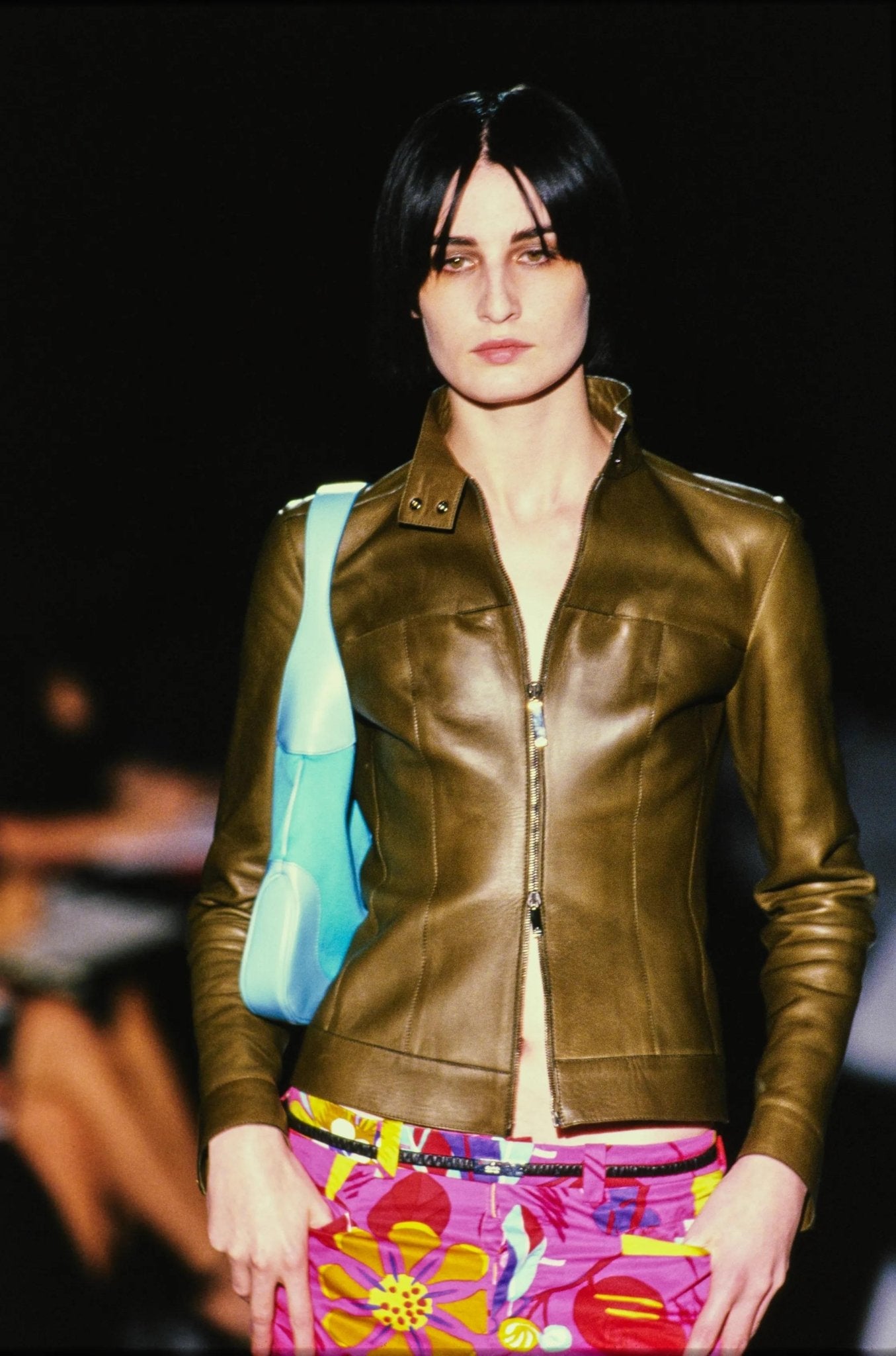 S/S 1999 Gucci by Tom Ford Runway Elasticized Teal Leather Logo Thin Belt - RealList