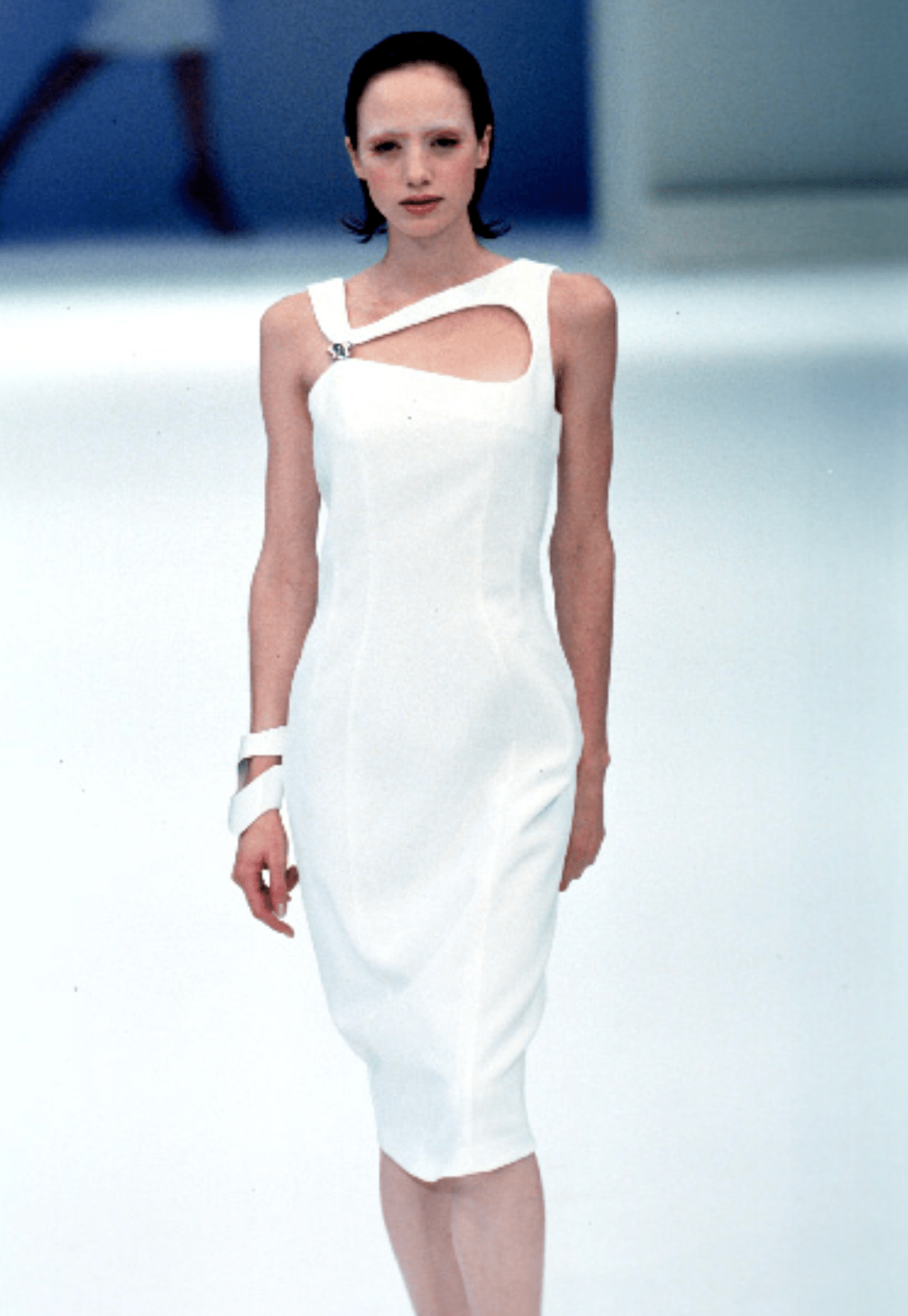 S/S 1999 Thierry Mugler Runway Asymmetric Brooch Detail Black Pencil Dress - RealList