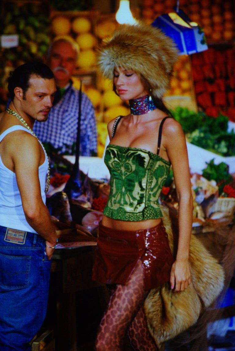 S/S 2000 Dolce & Gabbana Runway Ad Red Gold Velvet Tapestry Corset Bustier Top - RealList