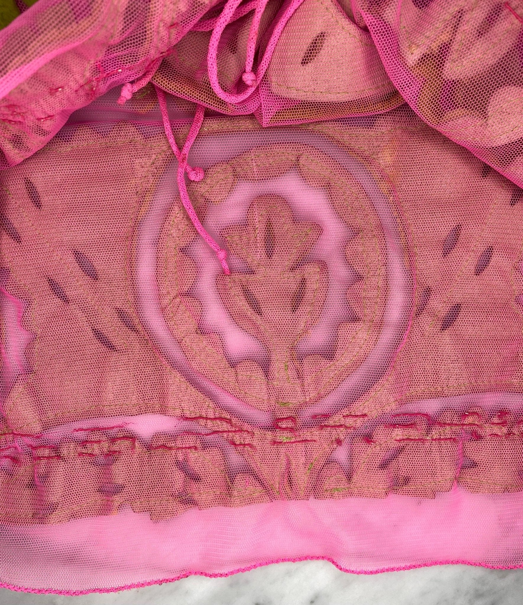 S/S 2000 Fendi by Karl Lagerfeld Runway Neon Pink Blouse Green Rabbit Fur - RealList