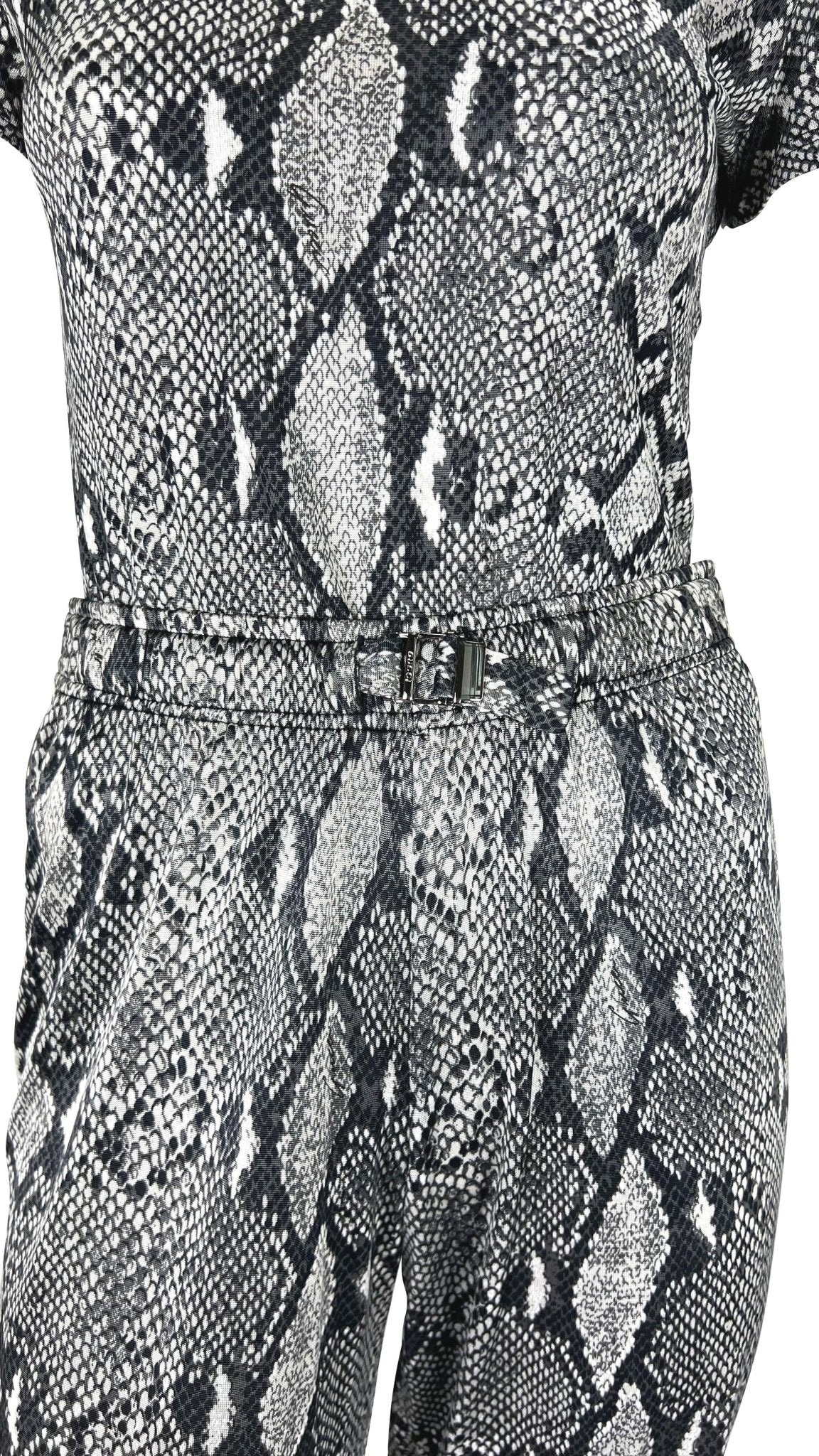 S/S 2000 Gucci by Tom Ford Black White Snakeskin Logo Print Viscose Pant Set - RealList