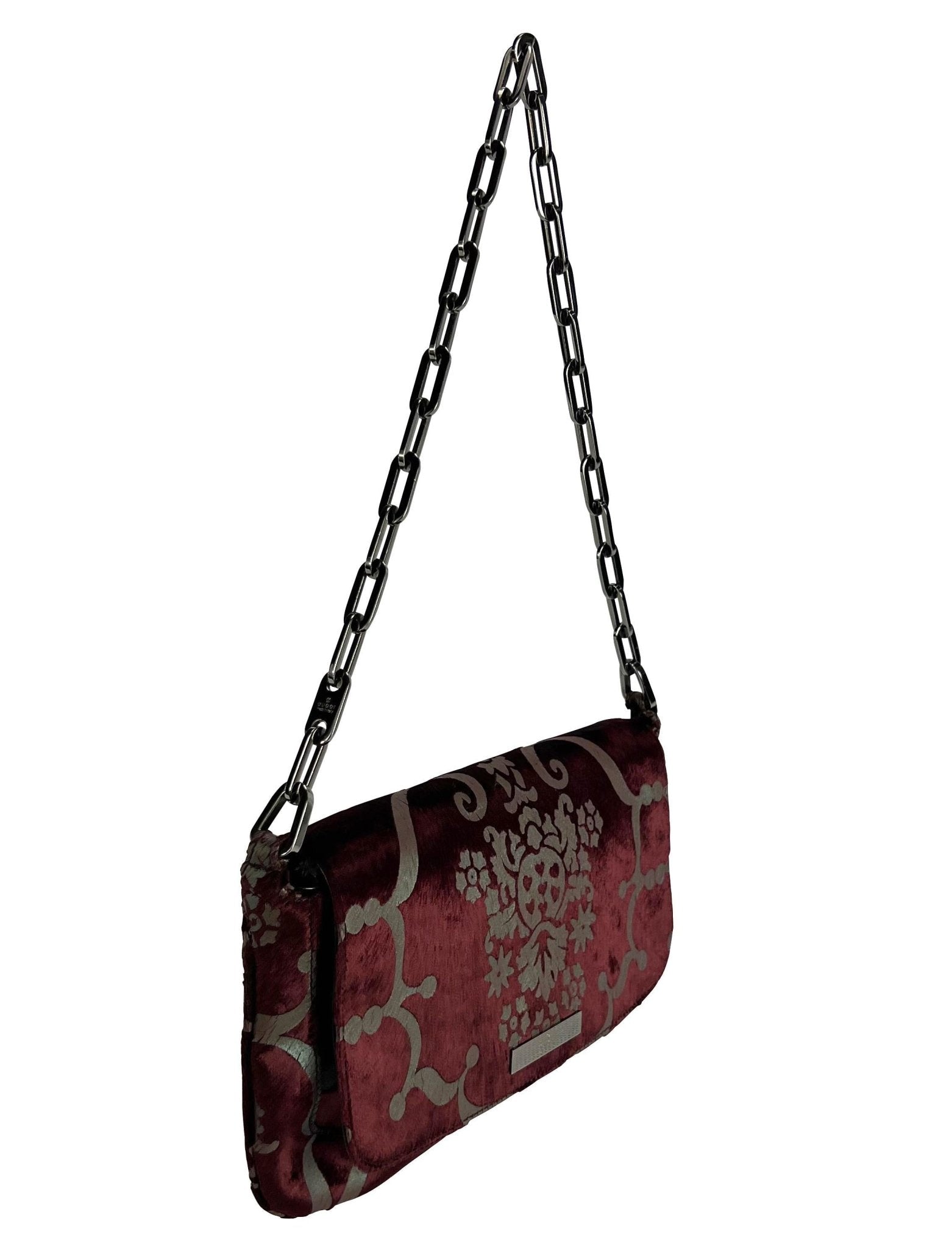 S/S 2000 Gucci by Tom Ford Burgundy Velvet Chain Bag - RealList