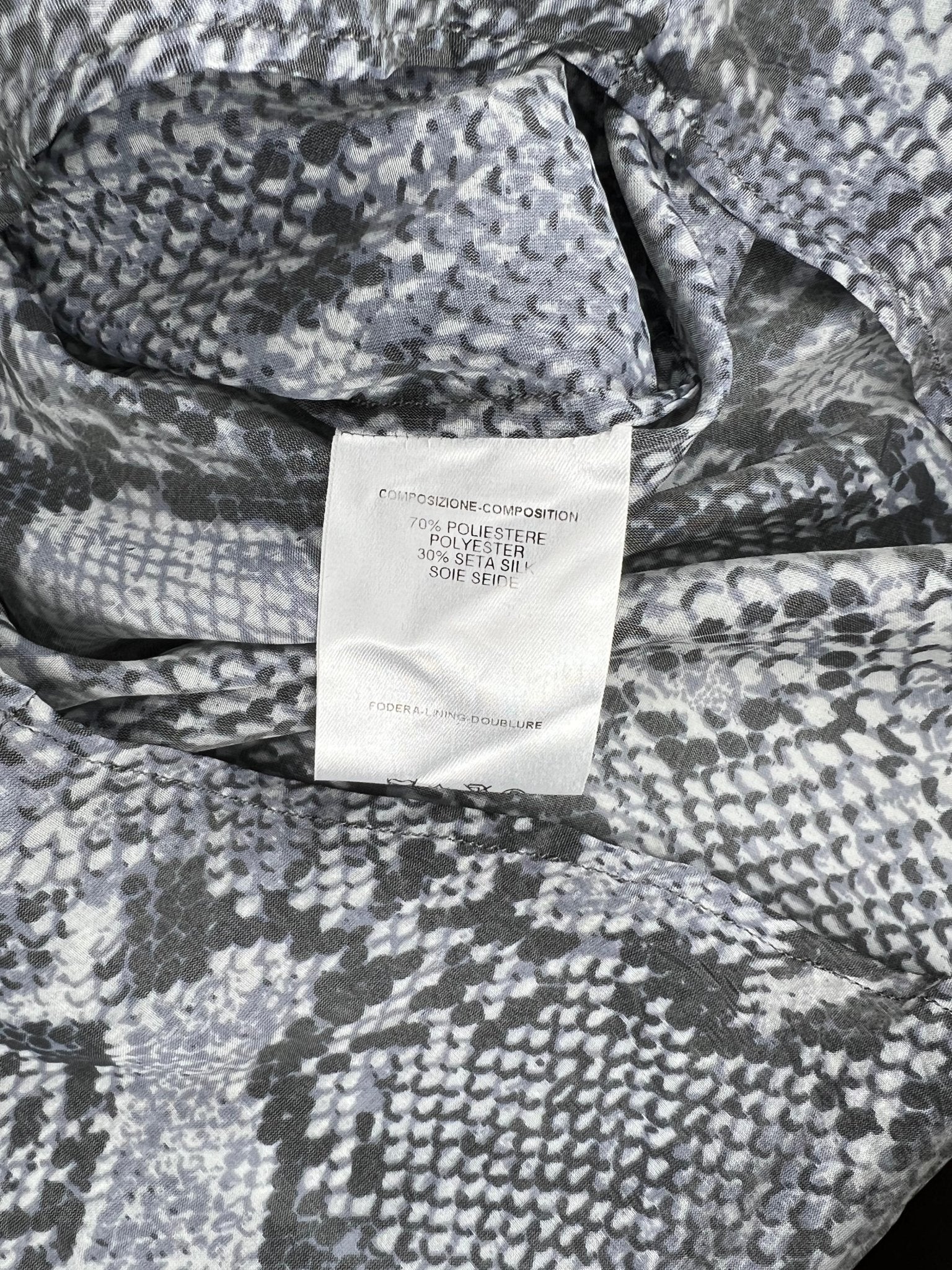 S/S 2000 Gucci by Tom Ford Sheer Snake Print Pleated Pussy Bow Button Up Top - RealList