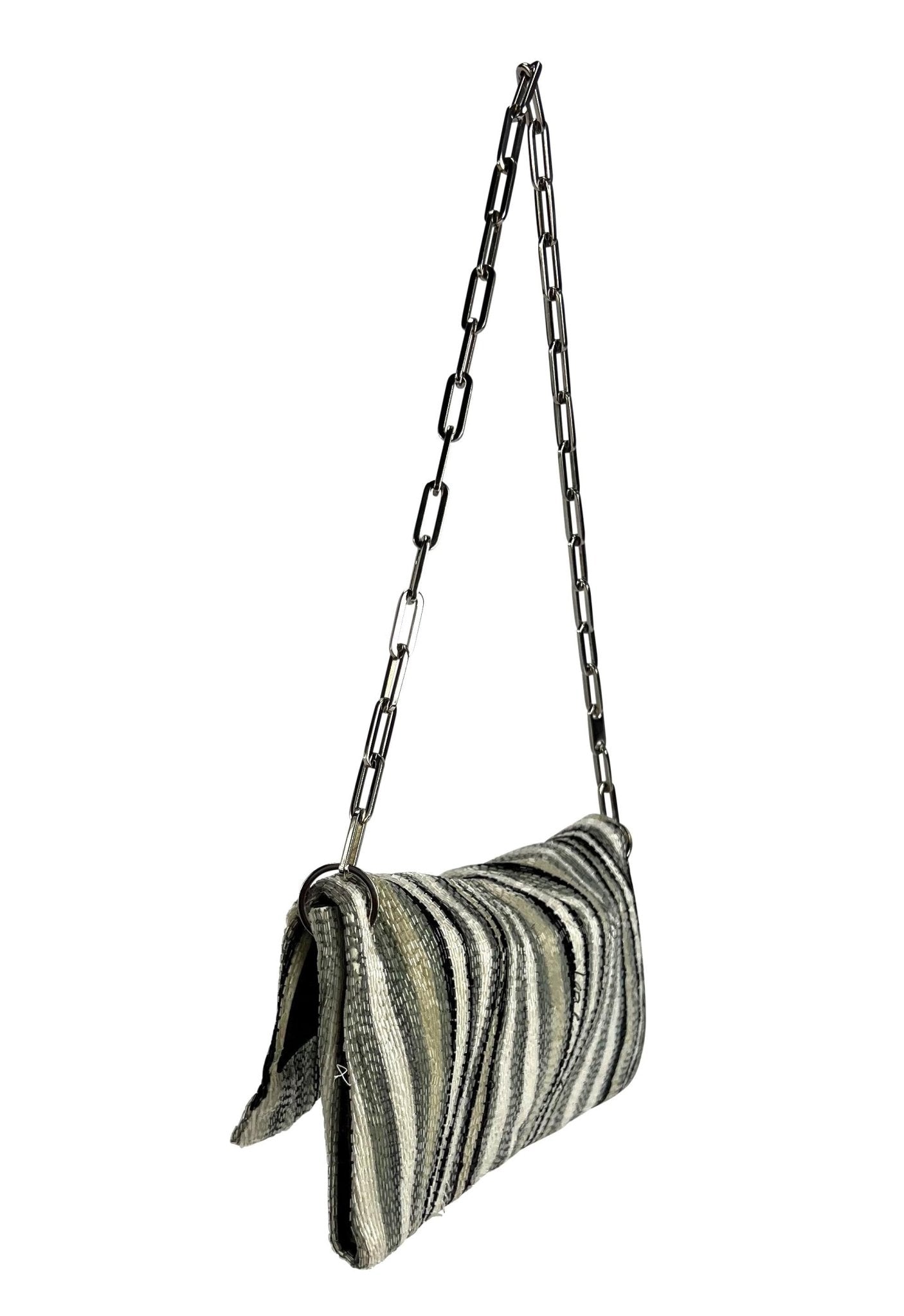 S/S 2000 Gucci by Tom Ford White Grey Beaded Abstract Pattern Chain Flap Bag - RealList