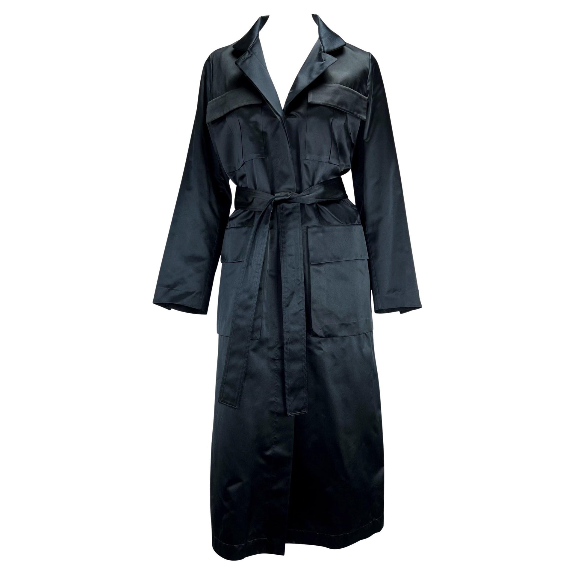 S/S 2001 Gucci by Tom Ford Navy Satin Trench Coat - RealList