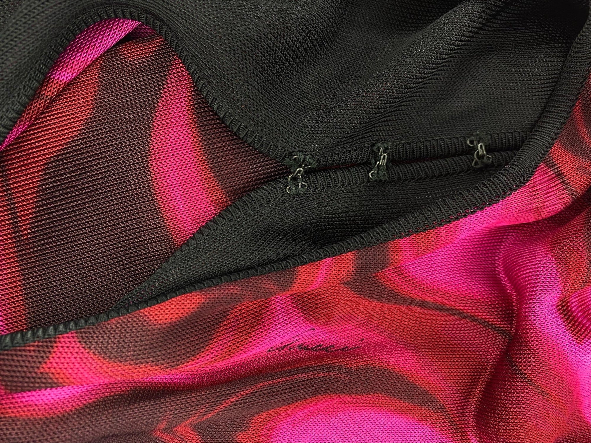 S/S 2001 Gucci by Tom Ford Pink Liquid Magma Print Stretch Knit Halter Dress - RealList