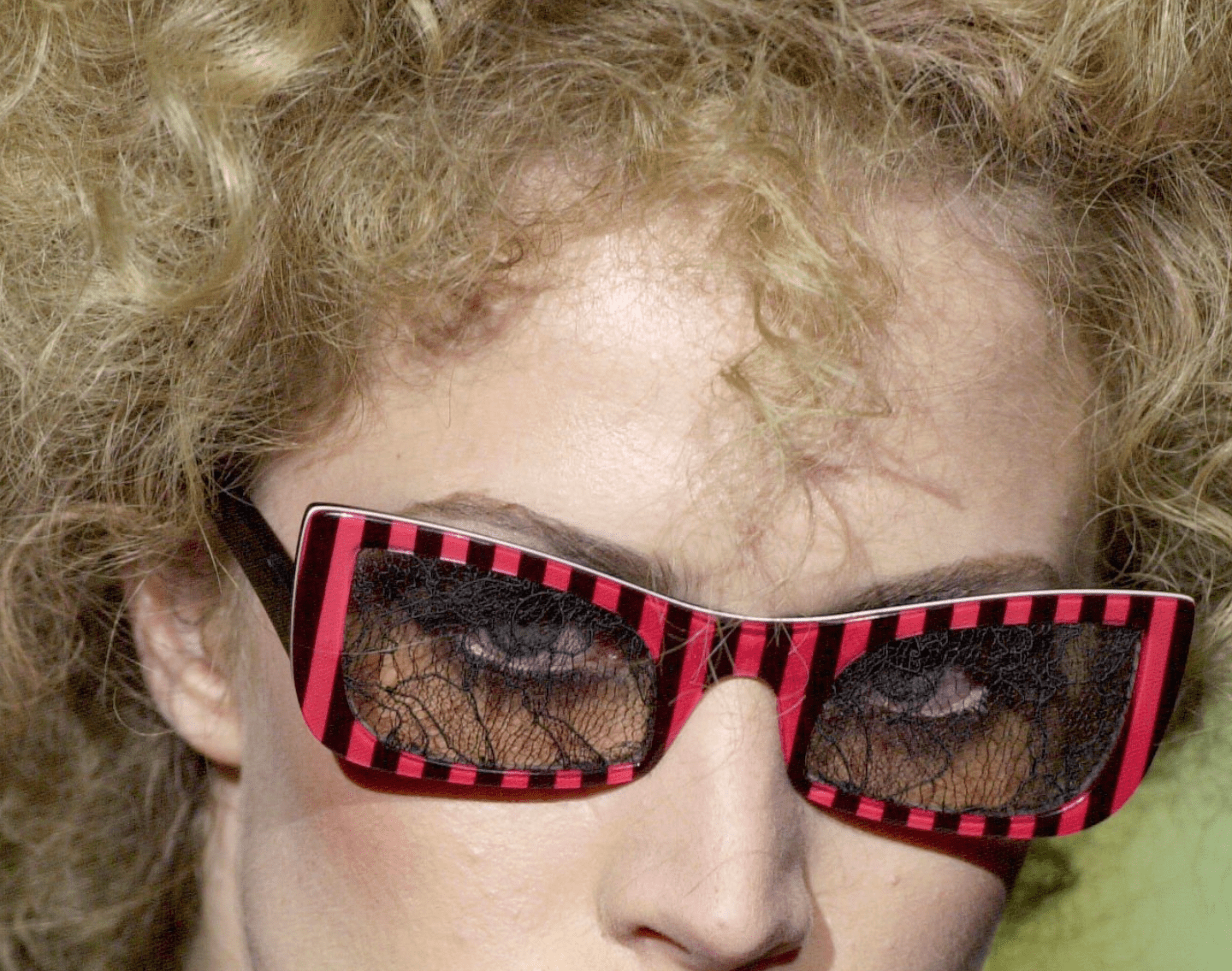 S/S 2001 Versace by Donatella Couture Runway Pink Stripe Sunglasses - RealList