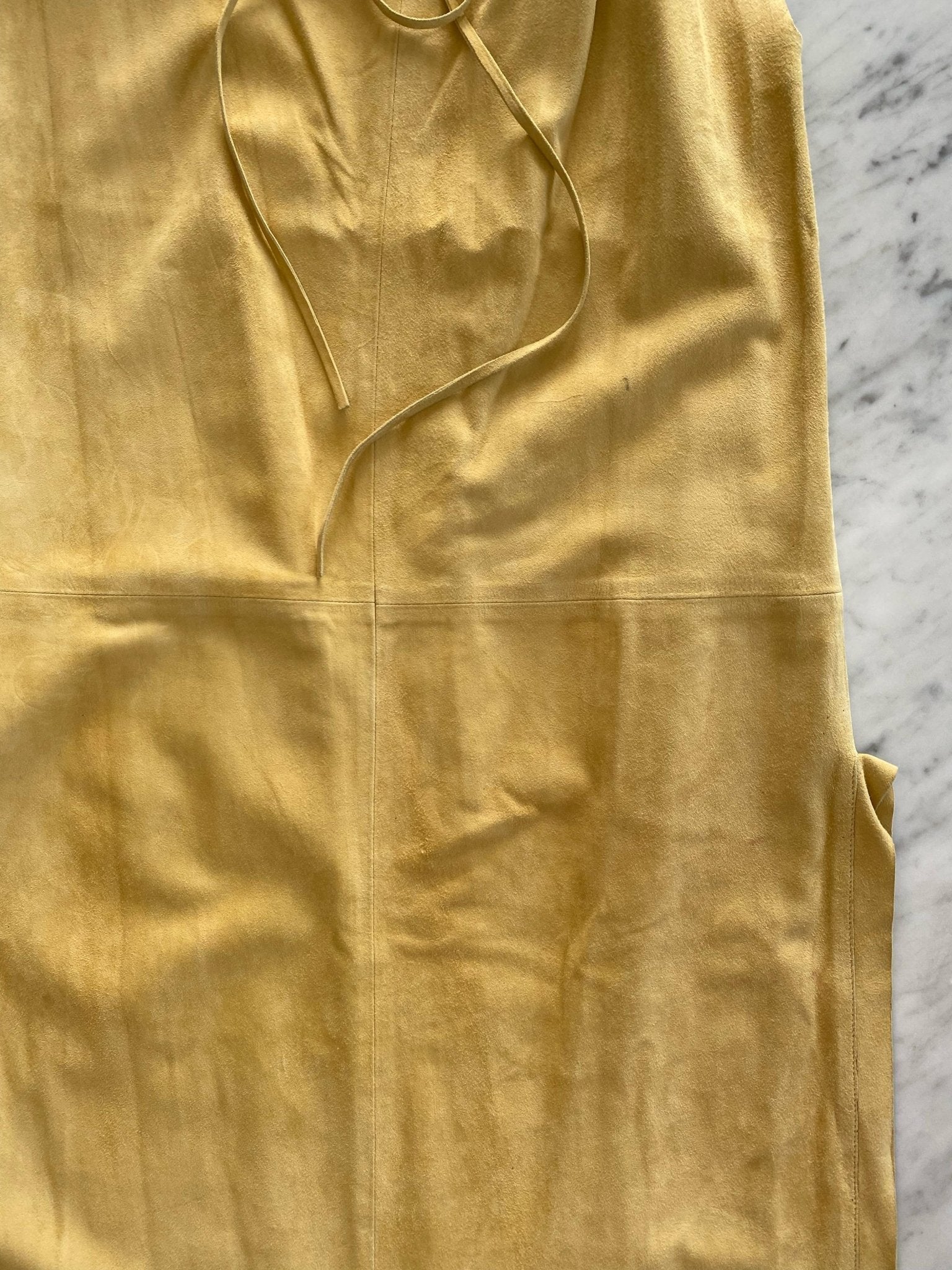 S/S 2002 Gucci by Tom Ford Runway Ad Suede Heart Belted Dress - RealList