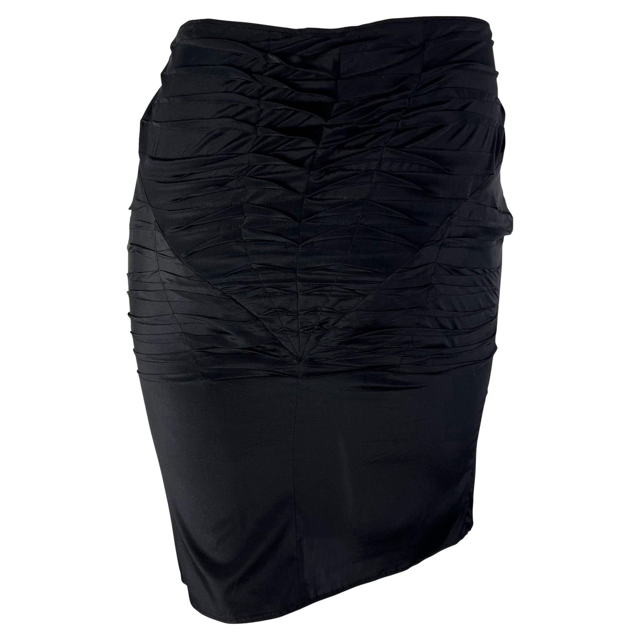 S/S 2003 Gucci by Tom Ford Black Pleated Stretch Silk Skirt - RealList