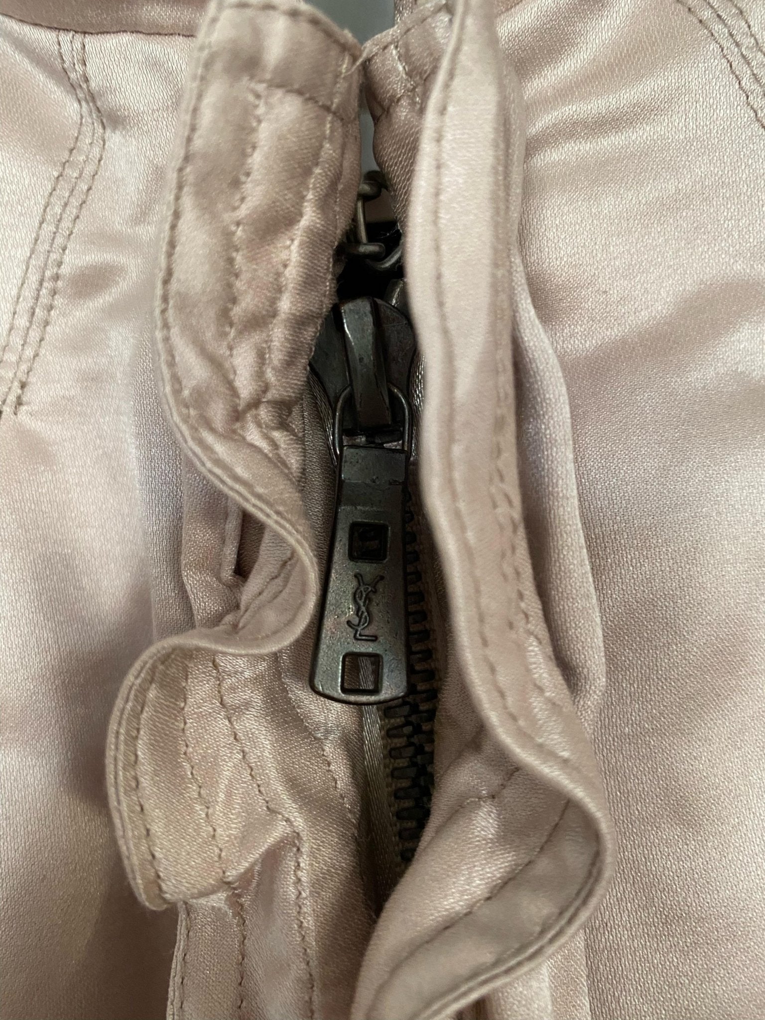 S/S 2003 Yves Saint Laurent by Tom Ford Pink Ruffle Cotton Silk Blazer Jacket - RealList