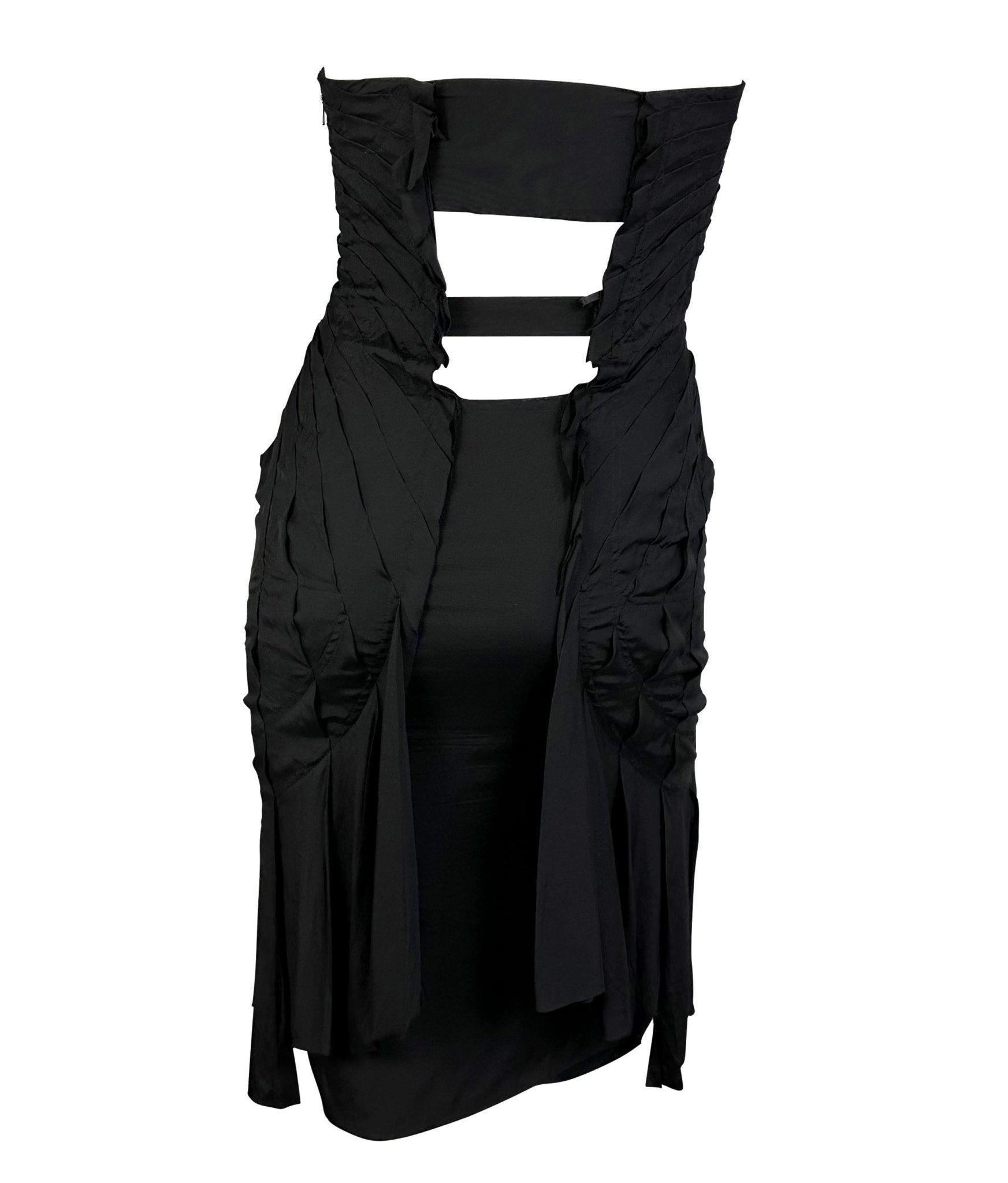 S/S 2004 Gucci by Tom Ford Fan Pleated Silk Ribbon Cutout Black Strapless Dress - RealList