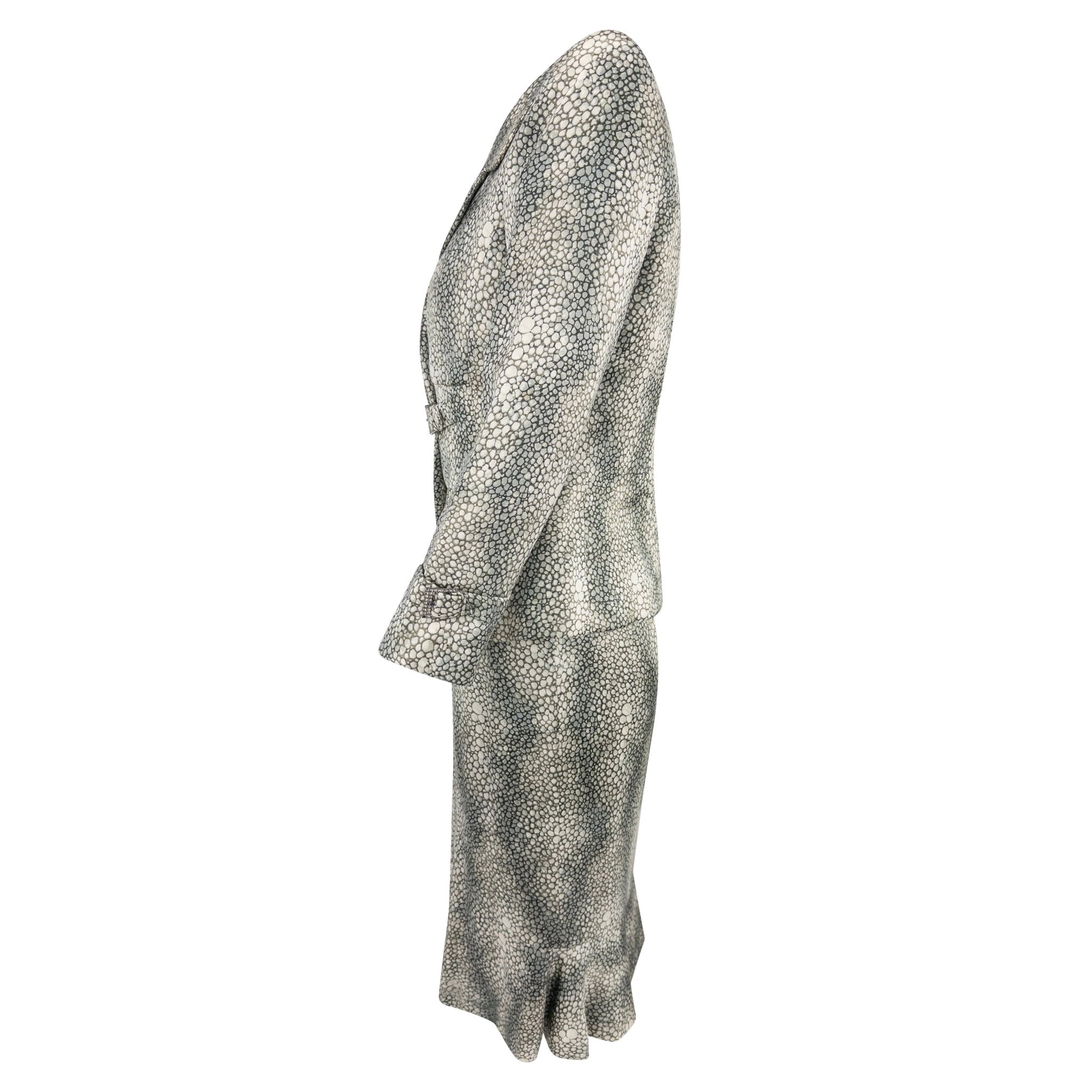 S/S 2004 Valentino Haute Couture Runway Shagreen Print Satin Jacket Dress Set - RealList