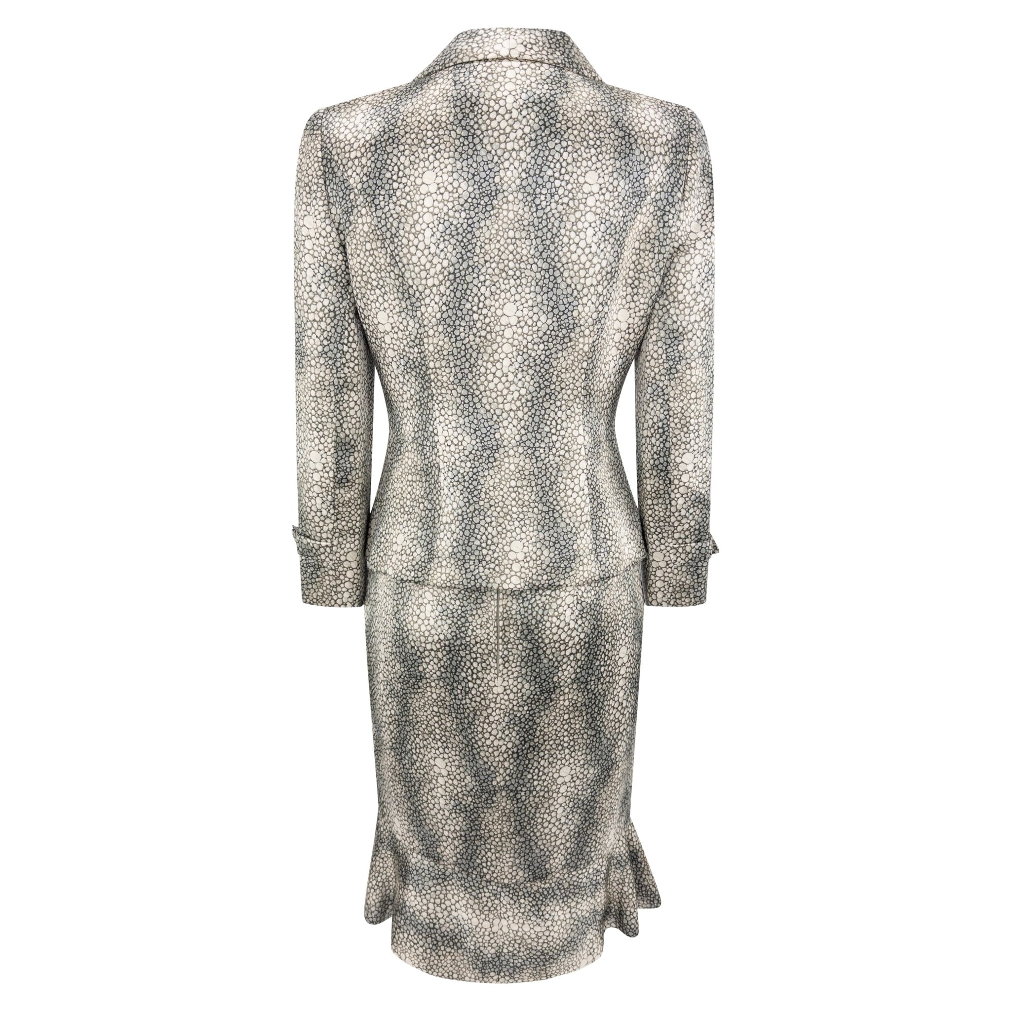 S/S 2004 Valentino Haute Couture Runway Shagreen Print Satin Jacket Dress Set - RealList