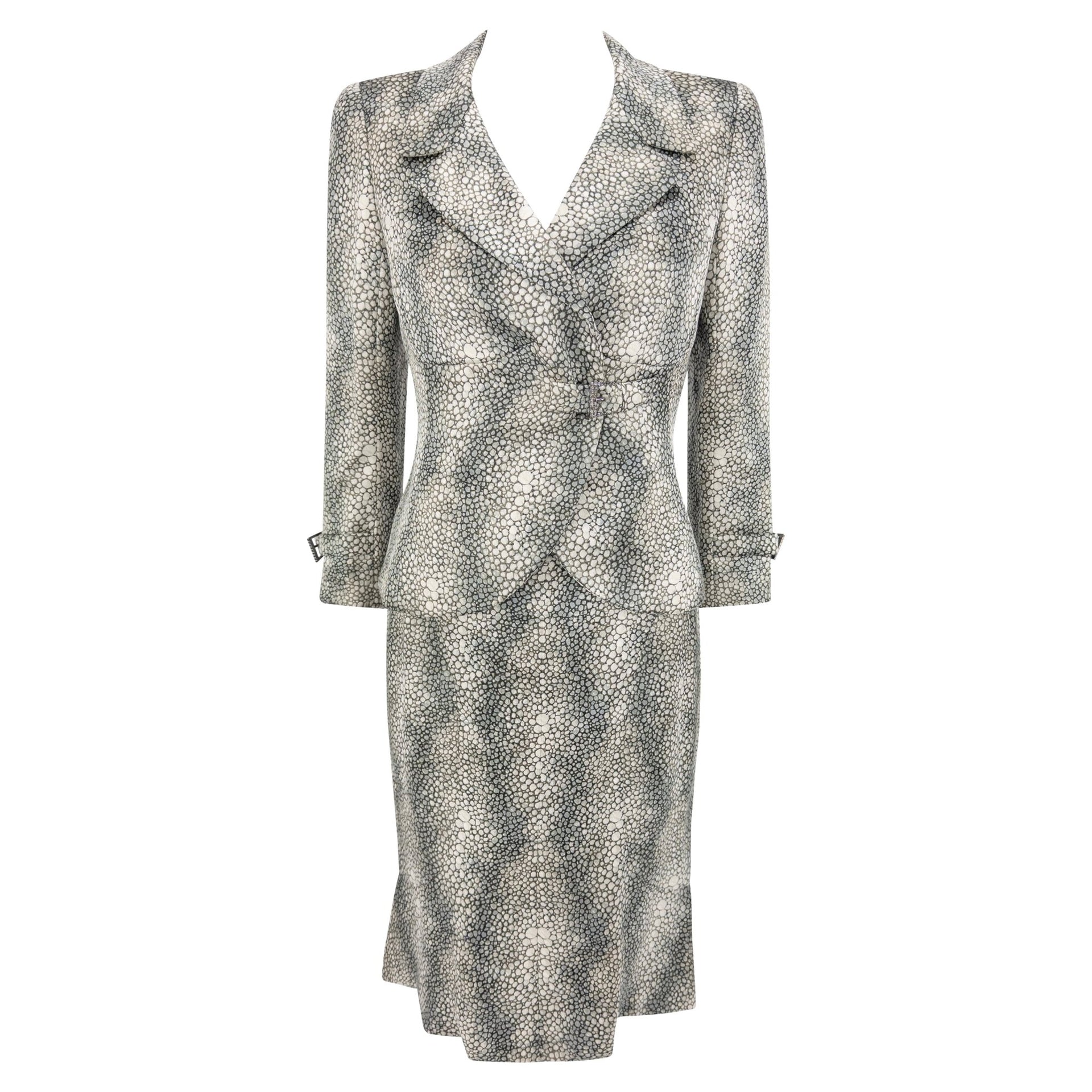 S/S 2004 Valentino Haute Couture Runway Shagreen Print Satin Jacket Dress Set - RealList