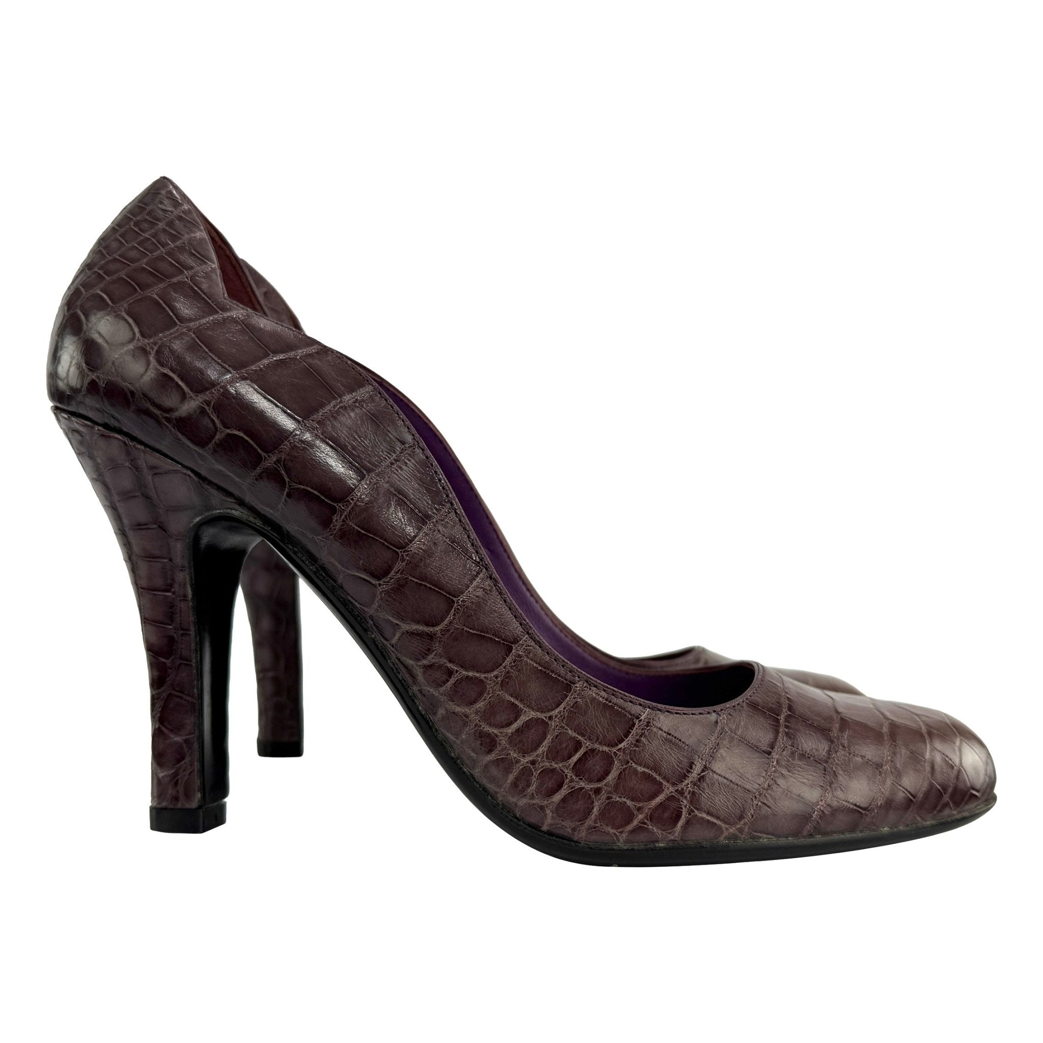 Unworn Early 2000s Prada Genuine Alligator Purple Scalloped Pumps 36 - RealList