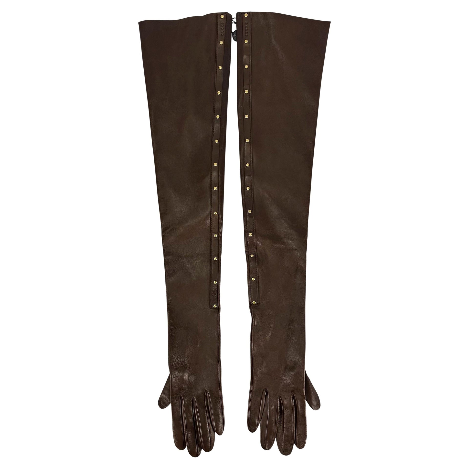 F/W 2003 Gucci by Tom Ford Runway Ad Studded Brown Leather Gloves